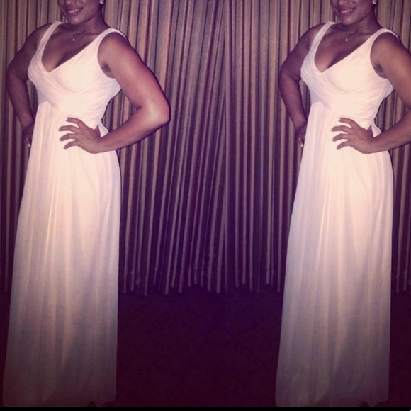 Beautiful Blushing Pink Dress w Drop Back. - Picture 8 of 8